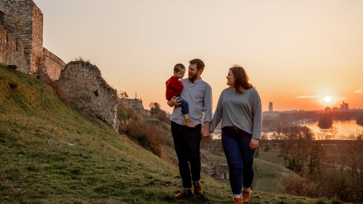 Matt and Sarah Effhauser with son Rex 