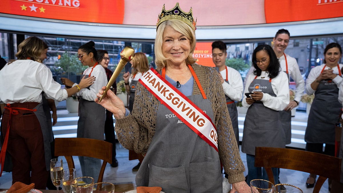 Thanksgiving queen Martha Stewart