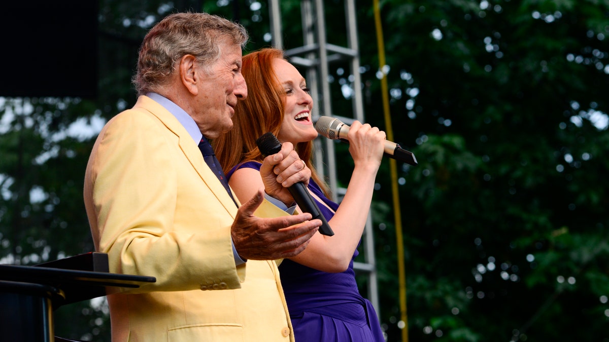 Tony Bennett and Antonia Bennett performing