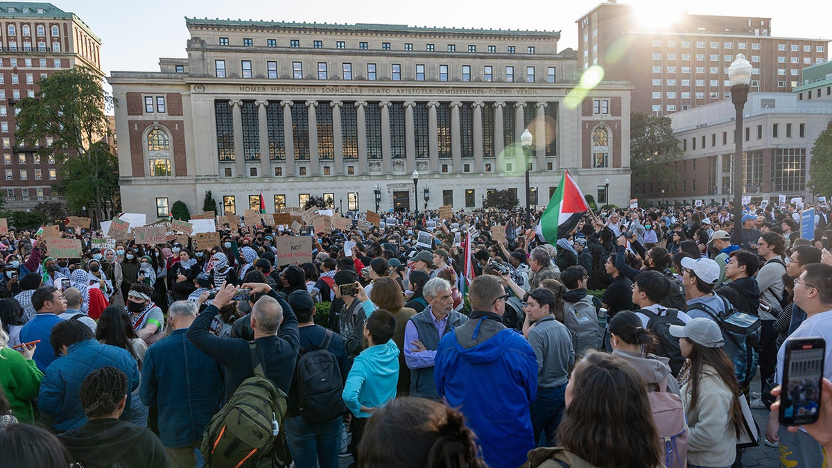 Columbia University President Praises ‘persistence’ Of Students Accused ...