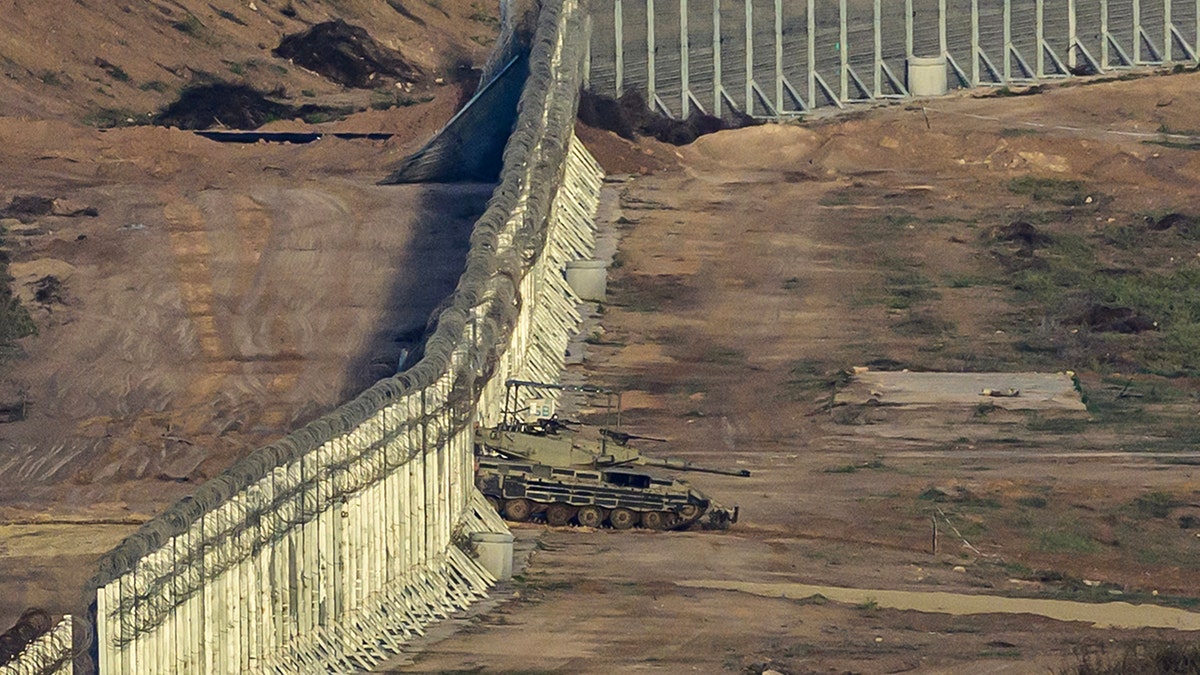 Tank at the Gaza-Israel border