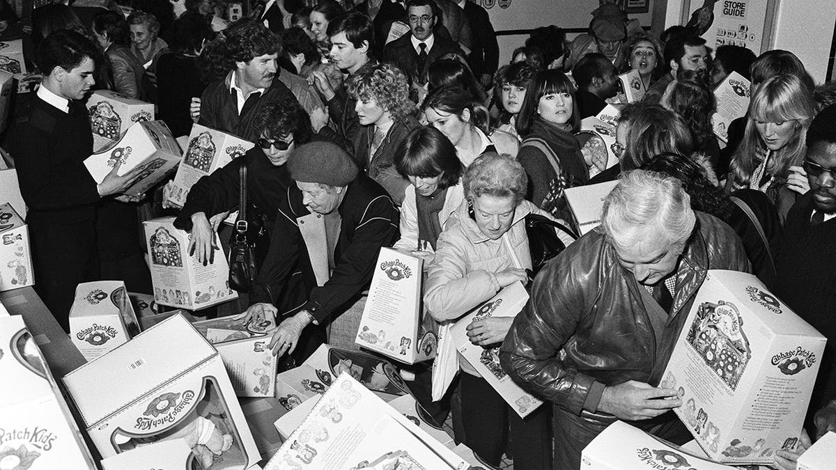 Customers scramble for Cabbage Patch Kids