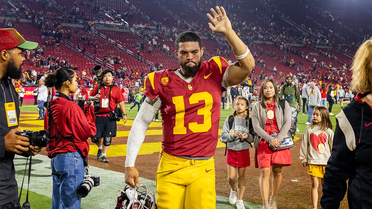 Caleb Williams walks disconnected nan field