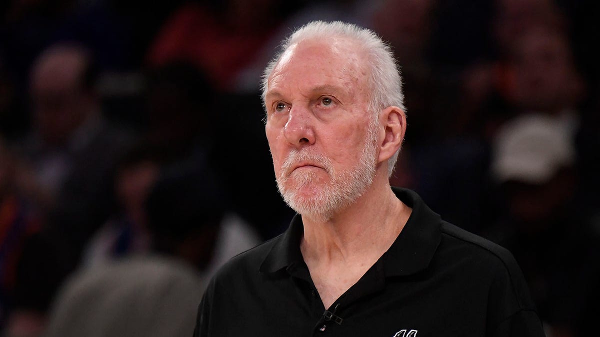 Spurs Coach Gregg Popovich Calls Out Fans For Booing | Fox News