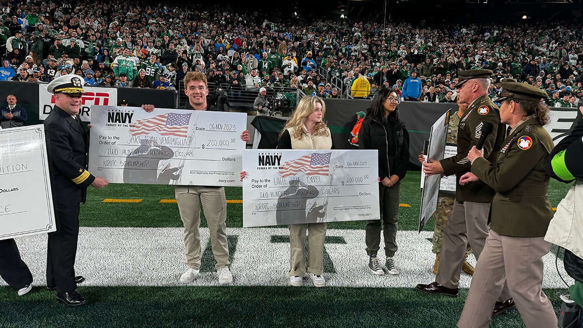 us navy scholarship recipients