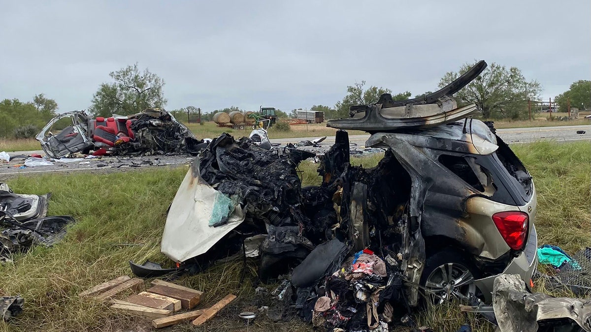 Suspected human smuggler in fatal Texas car crash identified as 17-year-old  Honduran