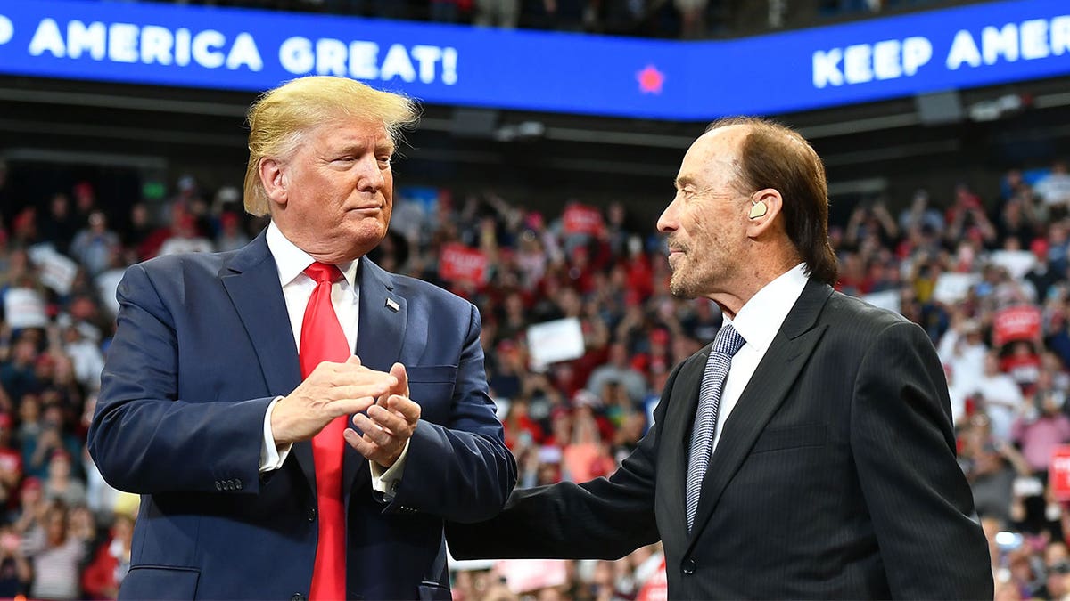 Lee Greenwood, right, with Donald Trump