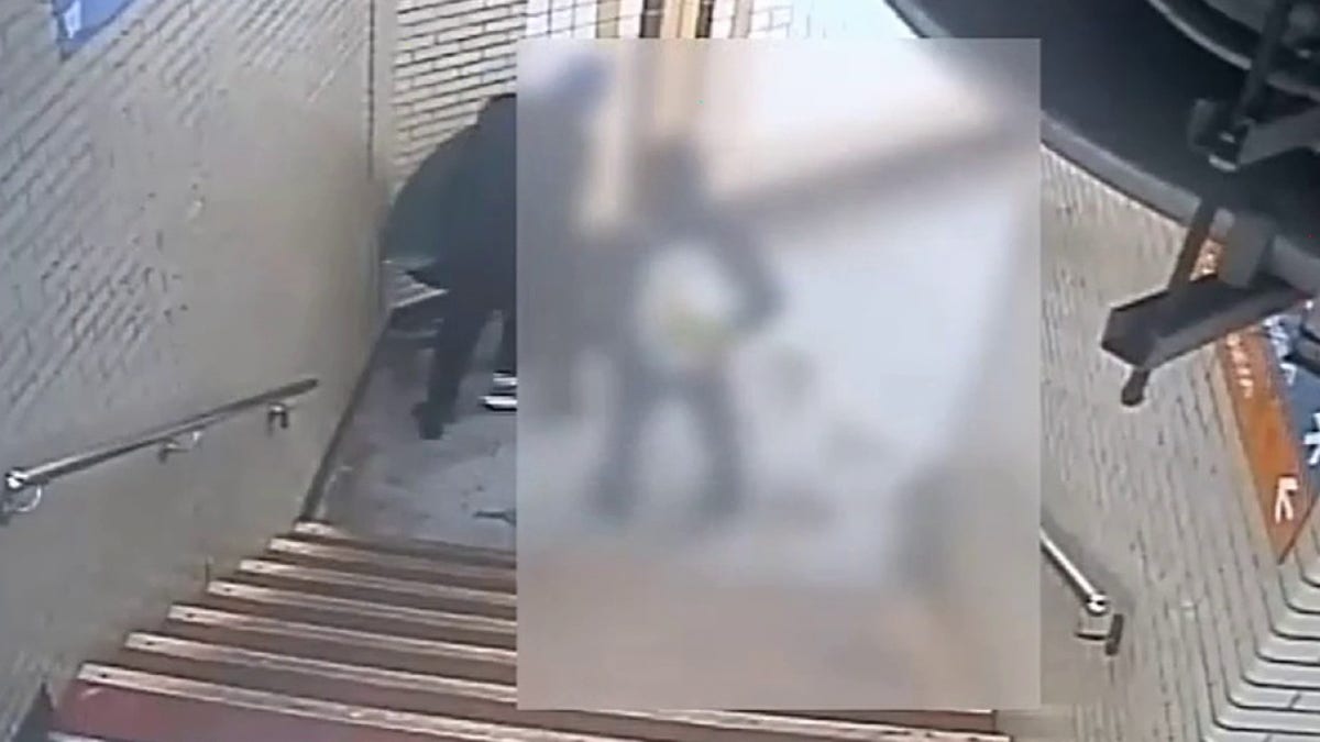 Surveillance of attack in SEPTA station