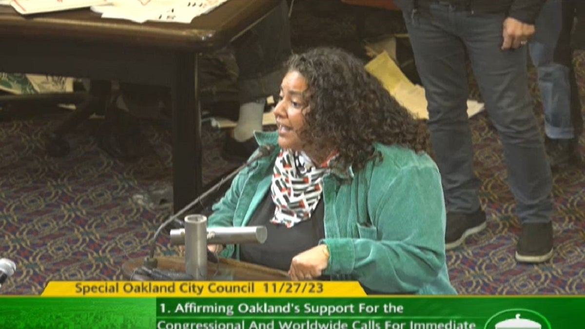 A speaker at an Oakland City Council meeting