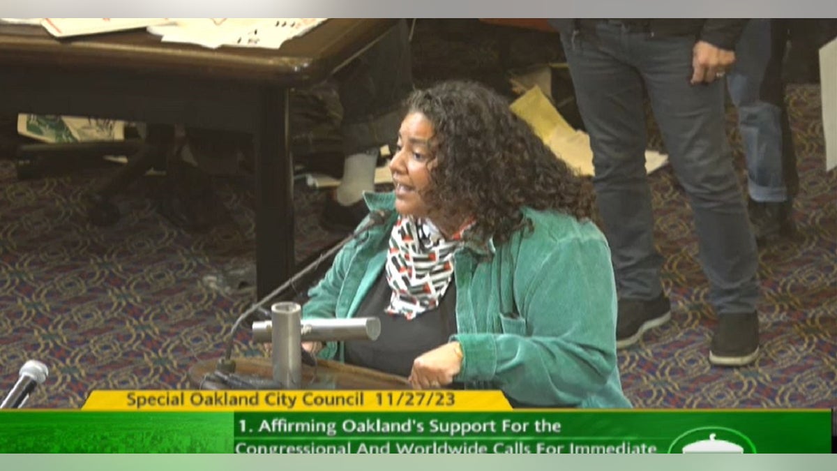 A speaker at an Oakland City Council meeting