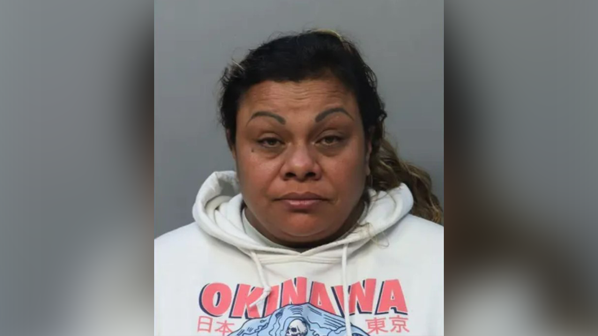 Florida Woman Allegedly Stabbed Boyfriend In Eye With Rabies Needles ...