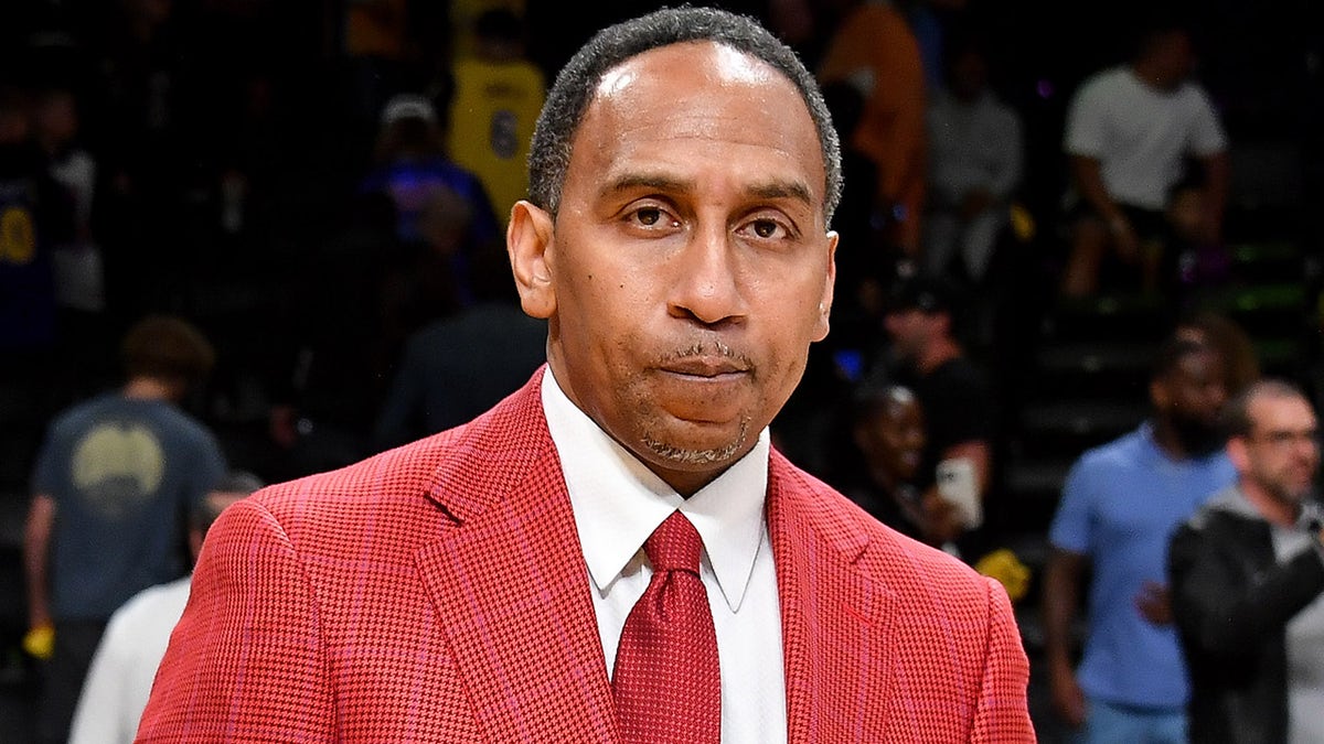 ESPN’s Stephen A. Smith Recalls How He Got Started In Sports Journalism ...