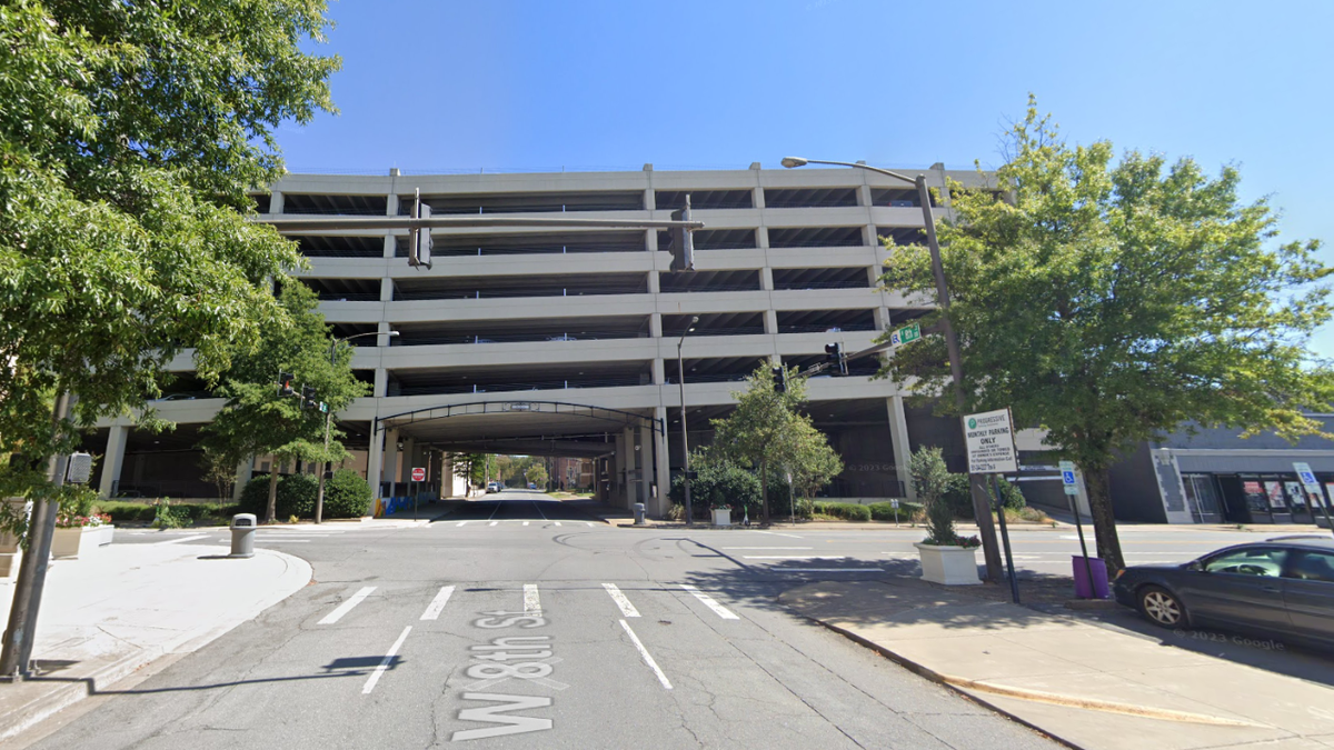 Parking garage near the Arkansas Department of Human Services