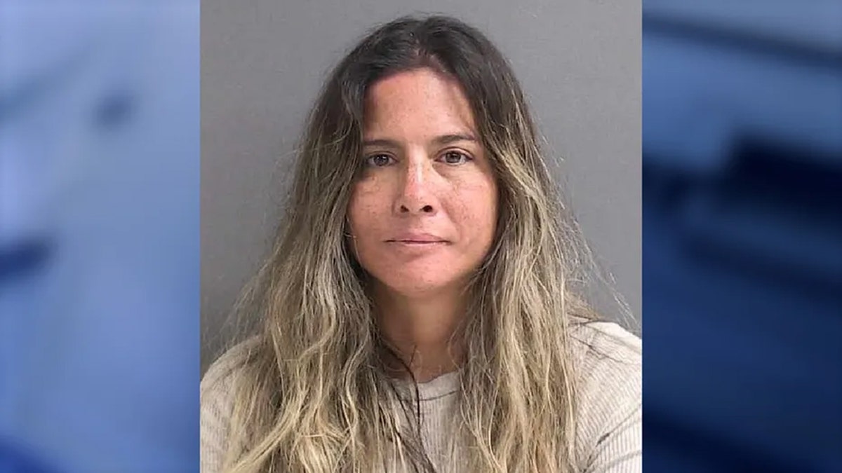 Florida mother accused of leaving daughter outside bar