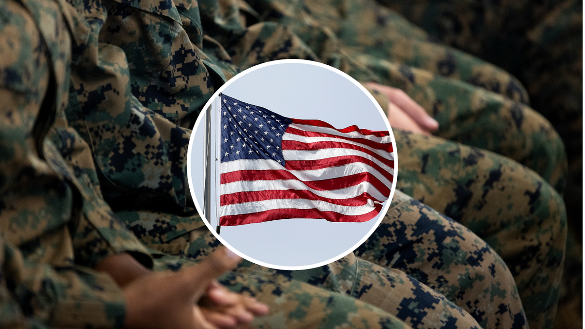 Bandera americana y uniforme militar.