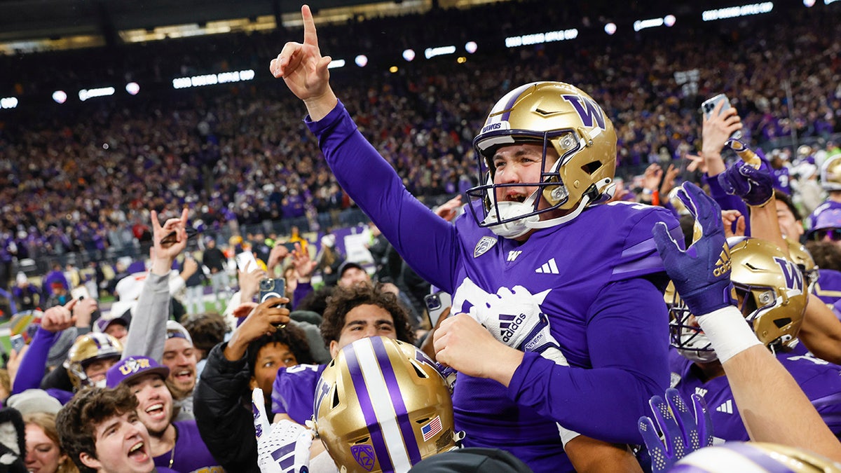 Washington remains undefeated with a thrilling victory over rival