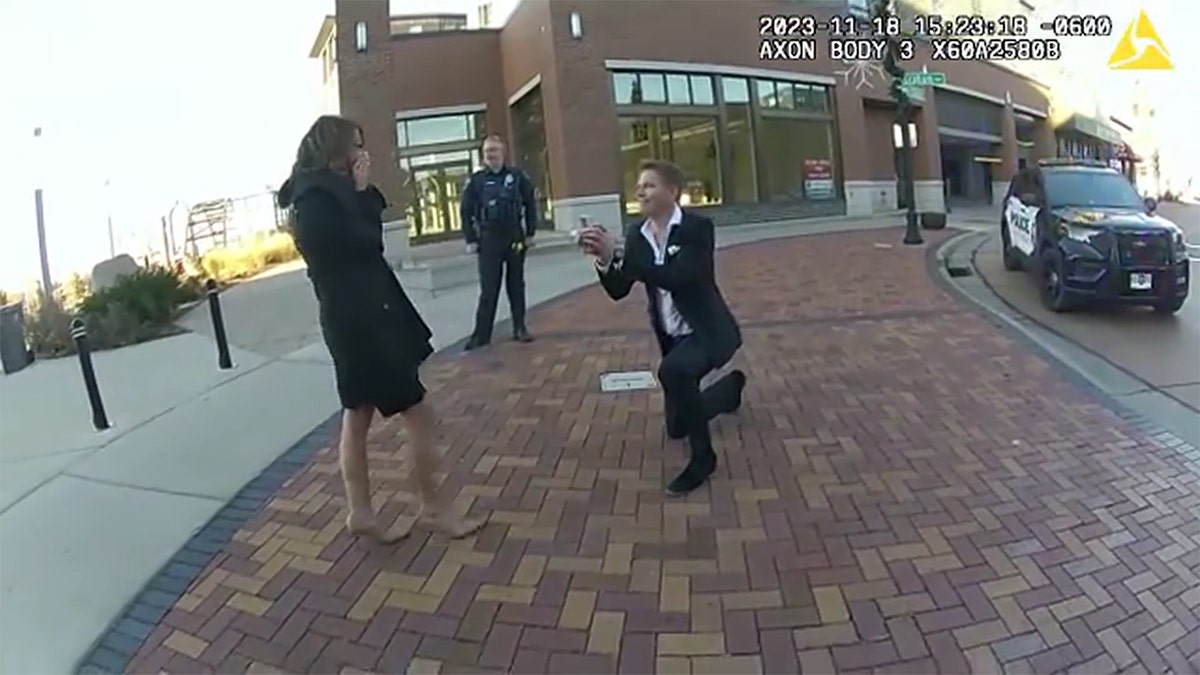 Wisconsin police help man stage marriage proposal in heartwarming bodycam video - Fox News