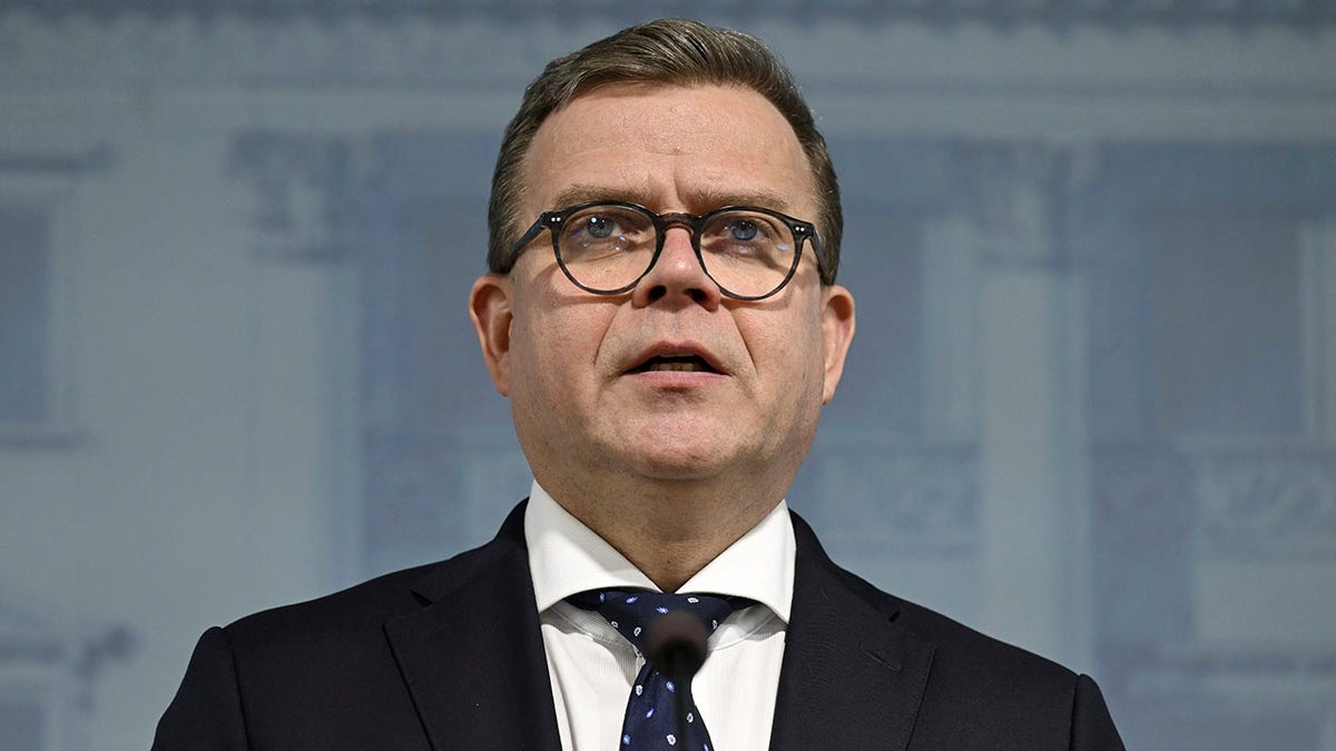 Finland To Close Entire Border With Russia Over Concerns Of Organized   Finland Pm 