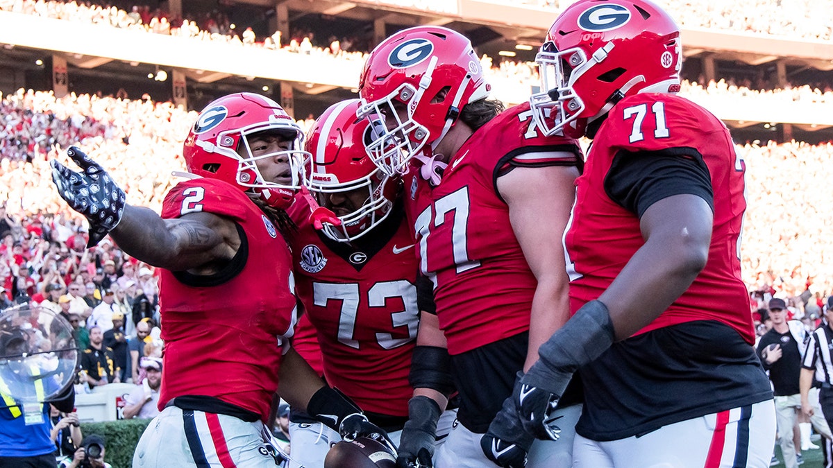 Georgia Improves Regular-season Winning Streak To 36 After Win Over ...