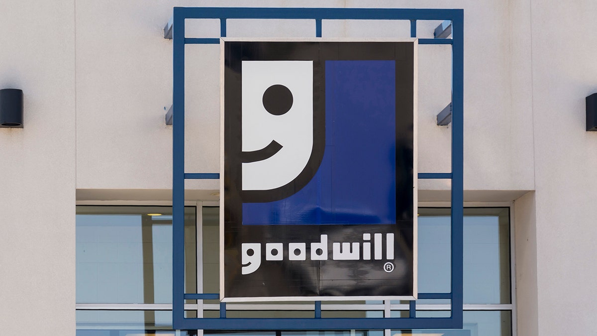 goodwill logo sign