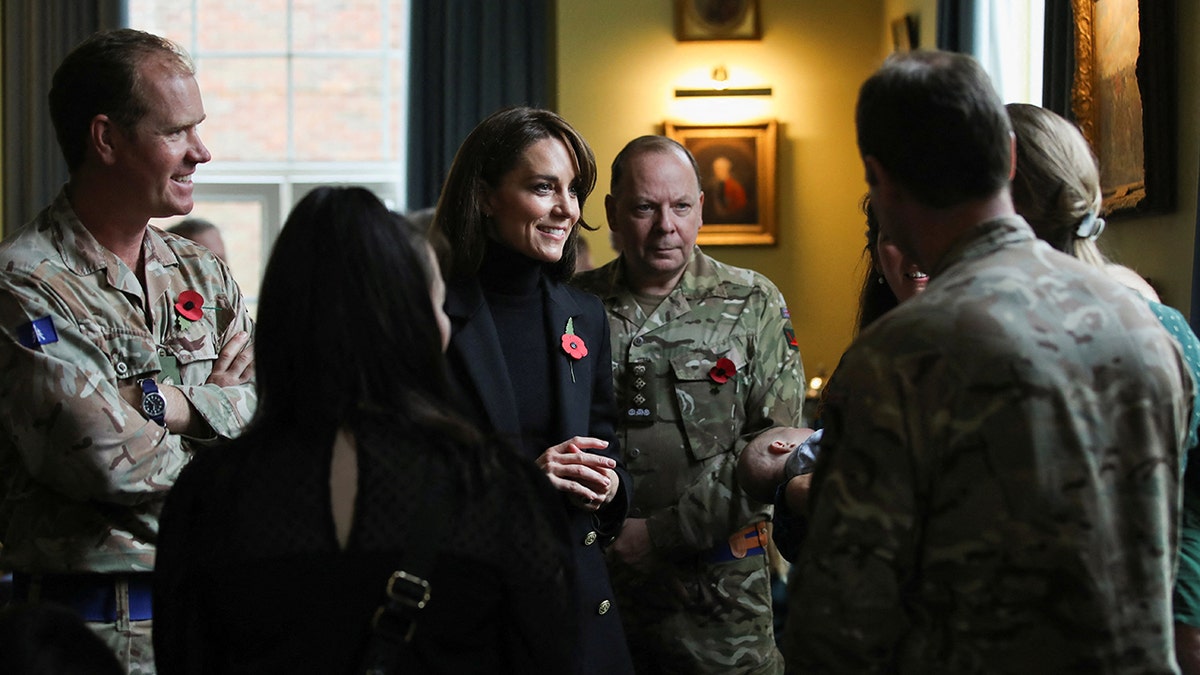 Kate Middleton meets with military members