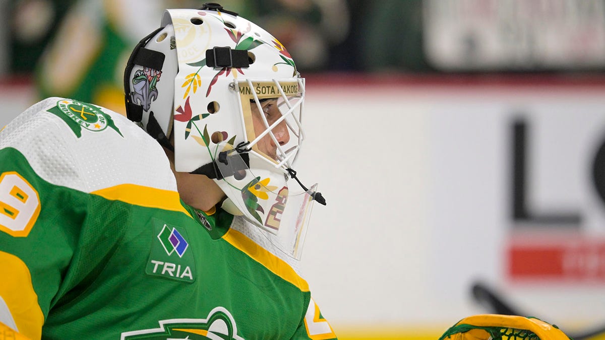 Minnesota Wild goalie wears Native American mask despite threats of punishment from NHL 2 Marc-Andre Fleury in net