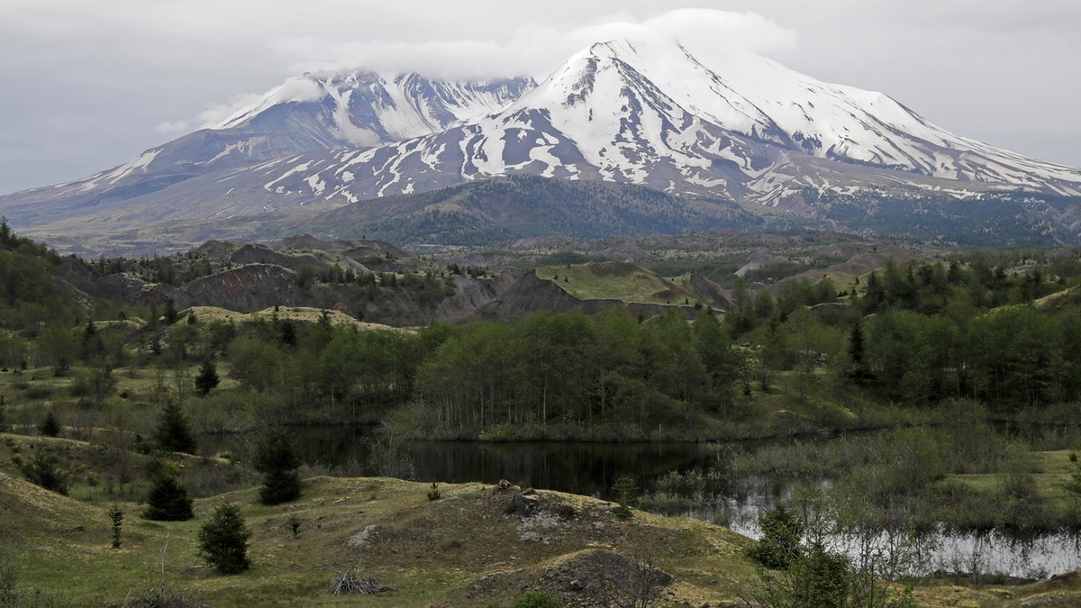 Mount St. Helens