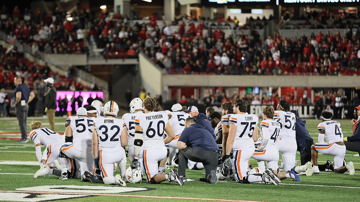 Players kneel for Perris Jones