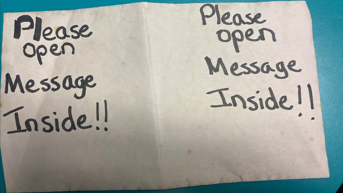 please open message in a bottle