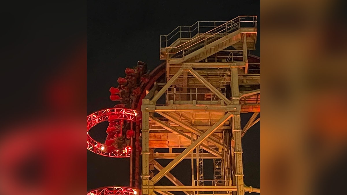 riders seen stuck on Florida roller coaster