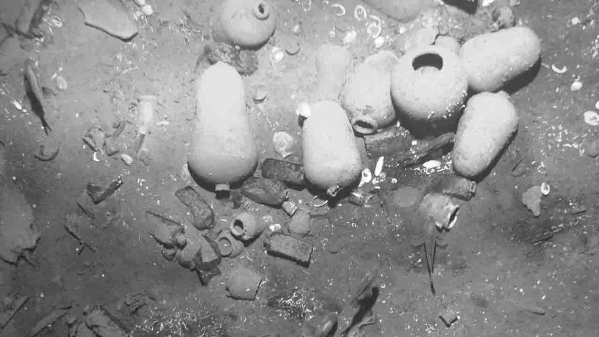 wreckage of Spanish galleon San Jose