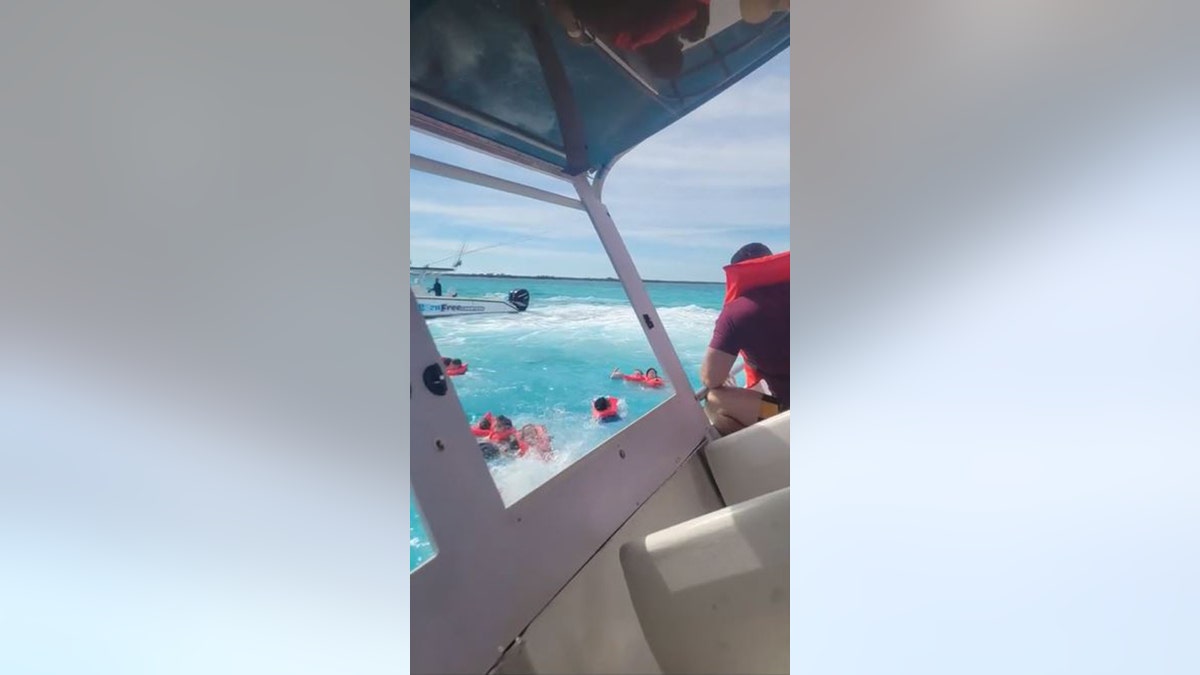 Bahamas tour boat sinks, leaving 1 dead as passenger records terrifying ordeal