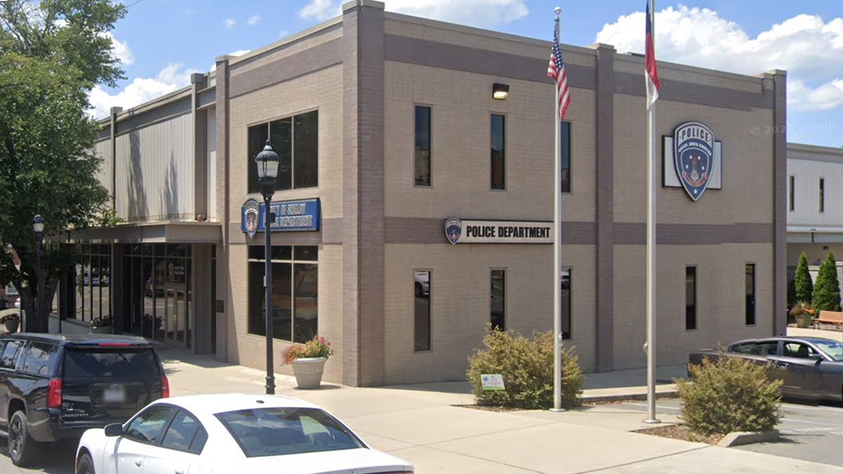 Shelby Police Department entrance