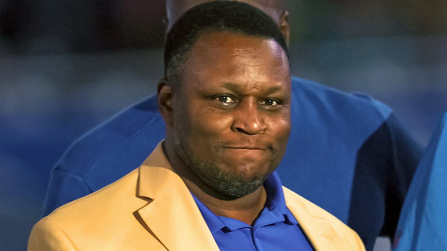 NFL Legend Barry Sanders Makes Triumphant Return After Health Scare