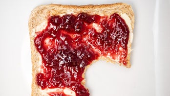 Decoding the sweet distinction between jam and jelly