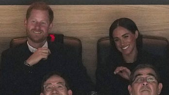 Prince Harry, Meghan Markle appear at Canucks game to promote Invictus Games