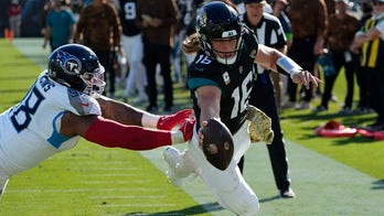Trevor Lawrence, Calvin Ridley lead Jaguars to dominant win over Titans