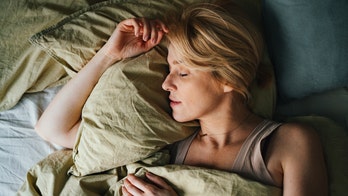 Dr. Nicole Saphier's Guide to Better Sleep: Beat Insomnia and Improve Your Health