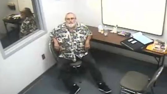 Murder suspect busted in police station after incriminating himself when detectives left room: cops
