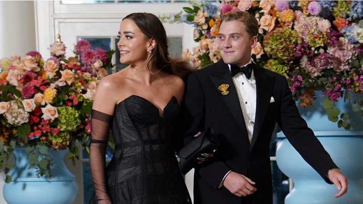 Secret Service agents protecting Biden's granddaughter open fire on suspected car thieves