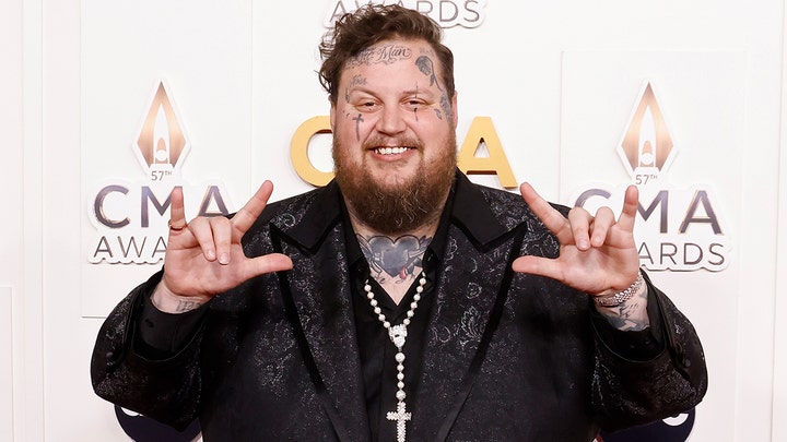 Jelly Roll explains that being 'happier' is his top priority on his weight-loss journey