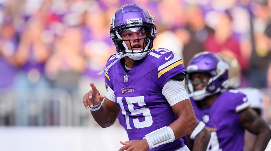 Vikings top Saints 27-19 for 5th straight win on Dobbs' dazzling