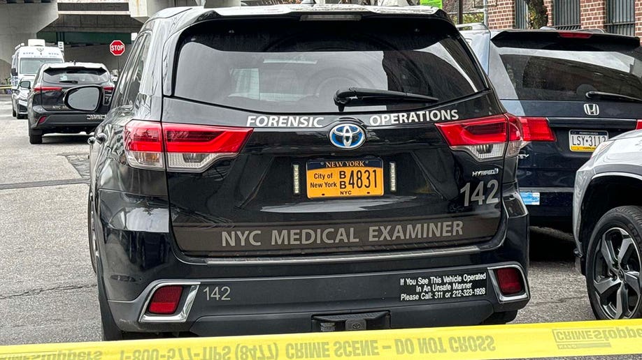 Scene of triple stabbing death in Bronx apartment