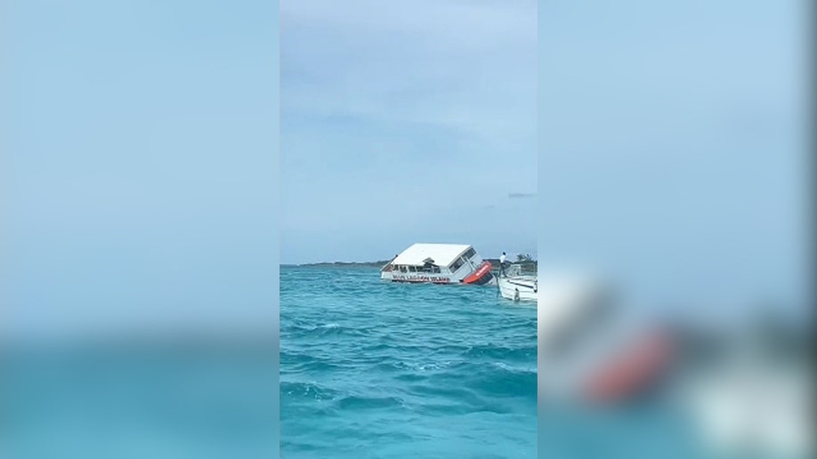 Bahamas Tour Boat Sinks, Leaving 1 Dead As Passenger Records Terrifying ...