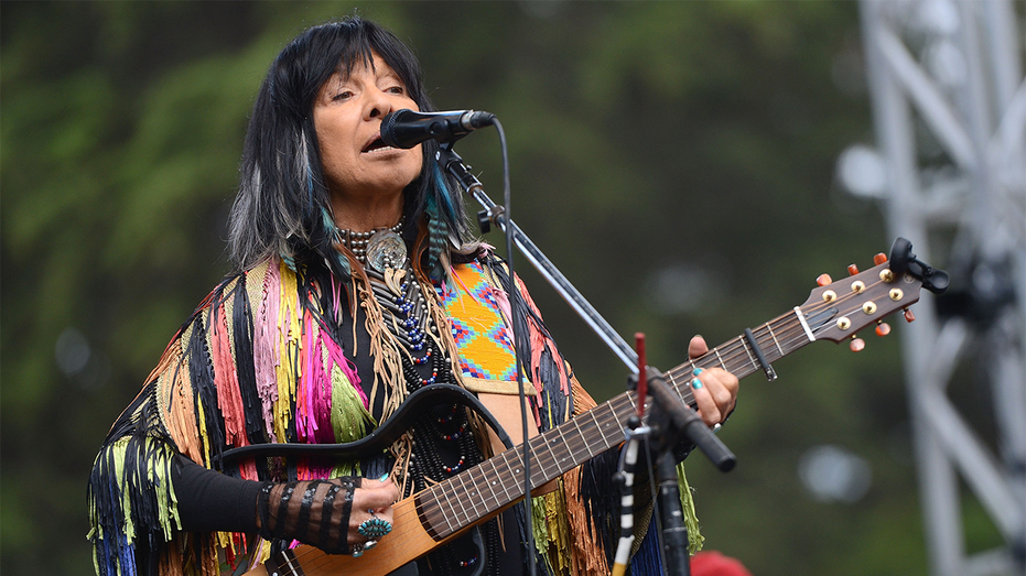 Star Canadian singer’s Indigenous heritage disputed in bombshell report