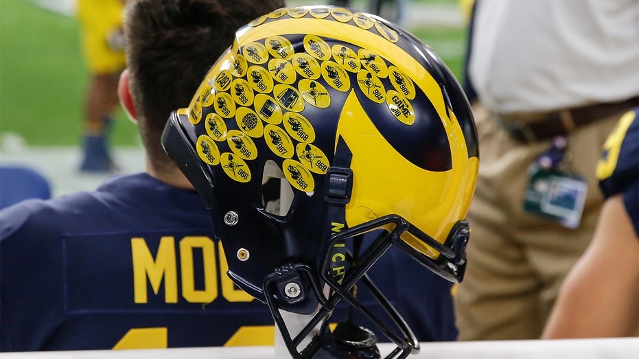 Fox Sports’ Tim Brando gives thoughts on Michigan sign-stealing scandal, ‘media’s manipulation’