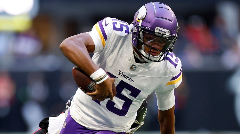 Can Joshua Dobbs LEAD the Minnesota Vikings to the PLAYOFFS?, NFL on FOX  Pod