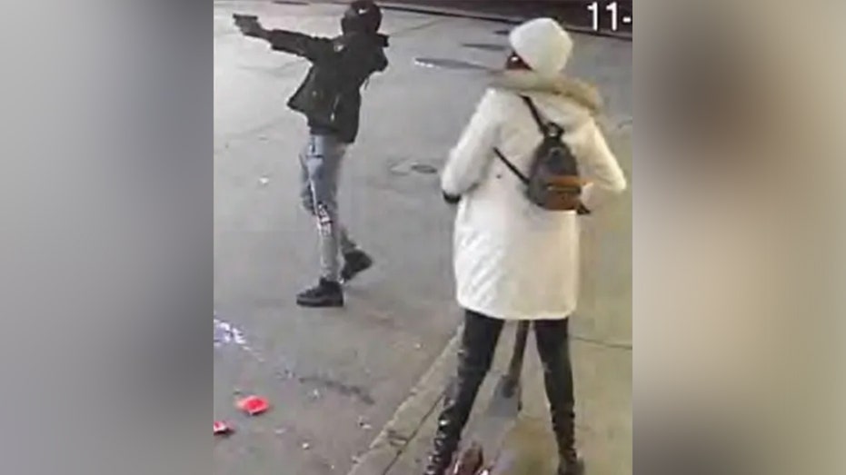 Suspected Washington DC teen killer brags on Instagram after murder; mother watches son open fire: police