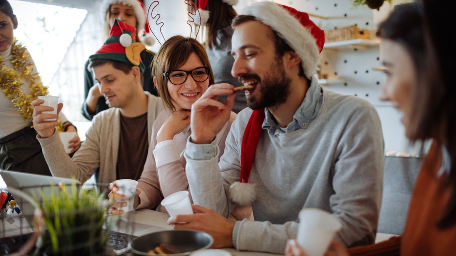 The ultimate Christmas playlist: 100 song...