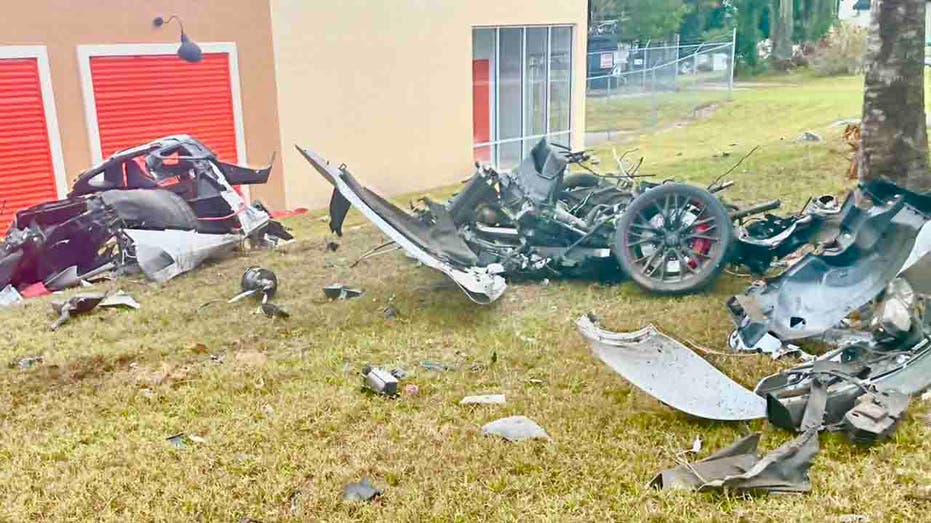 florida-corvette-crash.jpg